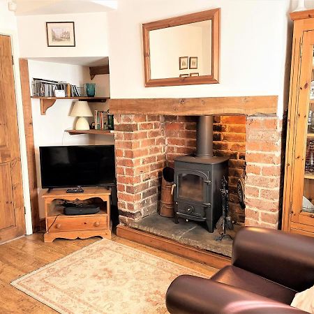 Pass The Keys Cosy Cottage With Views Over The Shropshire Hills Ludlow Exterior foto